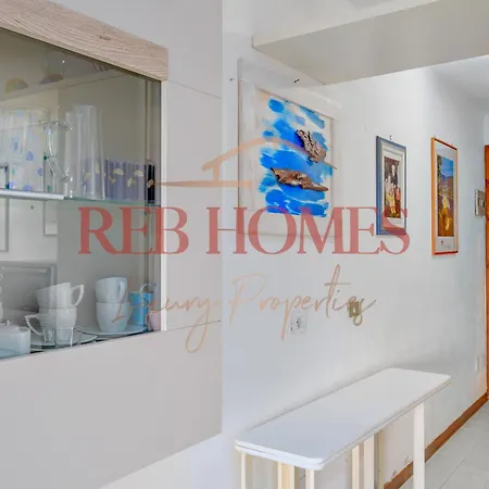 Punta Lepre Vista Mare Apartment