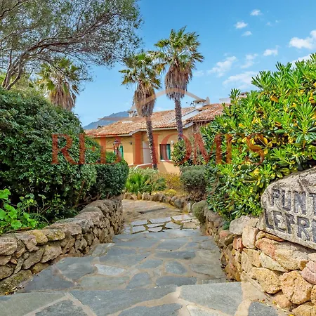 Punta Lepre Vista Mare Apartment *